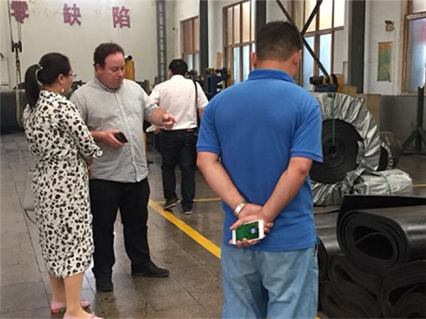 加拿大客戶來廠參觀蜜桃久久国产AV一区二区並洽談合作事宜