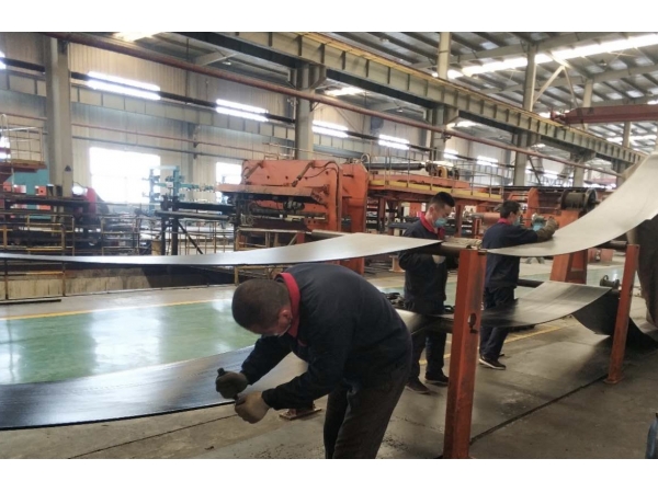 蜜桃人妻精品无码AV一直在行動--青島蜜桃人妻精品无码AV全麵複工 保障您的生產運行