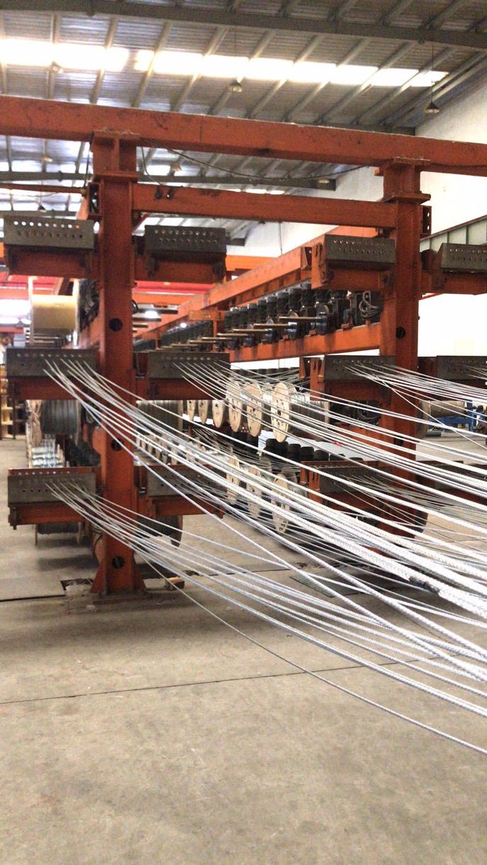 鋼絲繩久久久久久久精品免费久精品蜜桃特征