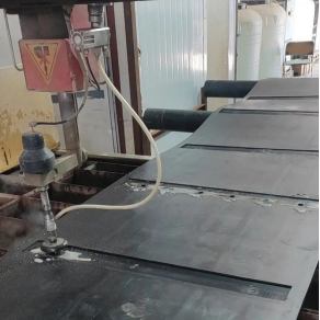 蜜桃人妻精品无码AV鬥提機輸送帶專利